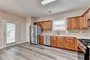 2208 Staunton Dr, Duluth, GA 30096 - Photo 18