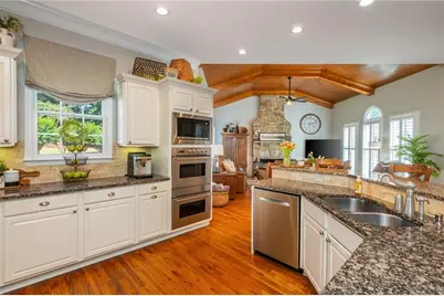 320 Sweet Gum Circle, Alpharetta, GA 30004 - Photo 24
