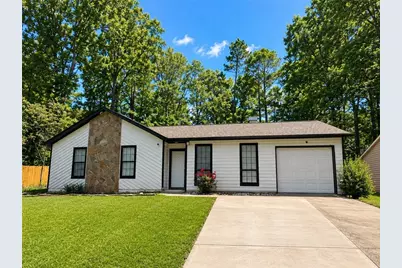 824 Greenhedge Drive, Stone Mountain, GA 30088 - Photo 1