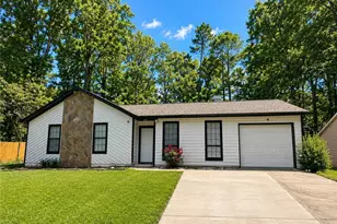 824 Greenhedge Dr, Stone Mountain, GA 30088 - Photo 1