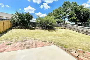 360 Clairidge Ln, Lawrenceville, GA 30046 - Photo 10