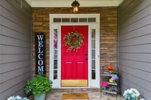 717 Parkside Dr, Woodstock, GA 30188 - Photo 2