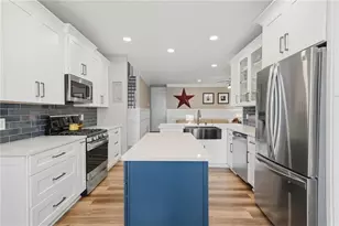 717 Parkside Dr, Woodstock, GA 30188 - Photo 16