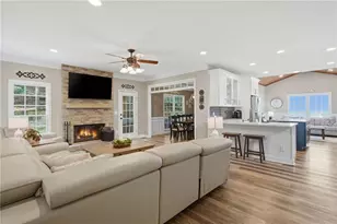 717 Parkside Dr, Woodstock, GA 30188 - Photo 10