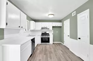 5409 Biffle Downs Rd, Stone Mountain, GA 30088 - Photo 14