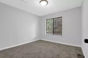 5409 Biffle Downs Rd, Stone Mountain, GA 30088 - Photo 18