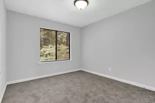 5409 Biffle Downs Rd, Stone Mountain, GA 30088 - Photo 20