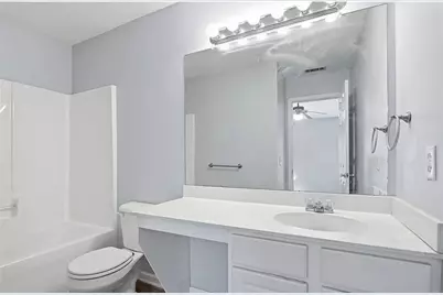 585 McWilliams Road SE #2402, Atlanta, GA 30315 - Photo 8