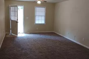 43 Gum Tree Ct, Covington, GA 30016 - Photo 2
