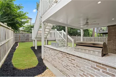 1096 Victoria Street NE, Atlanta, GA 30319 - Photo 64
