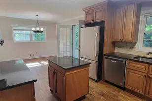 2497 Wentworth Dr NE, Atlanta, GA 30345 - Photo 14
