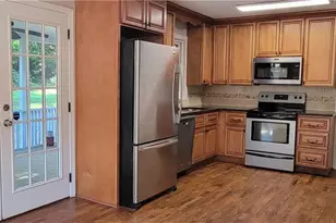 2497 Wentworth Dr NE, Atlanta, GA 30345 - Photo 10