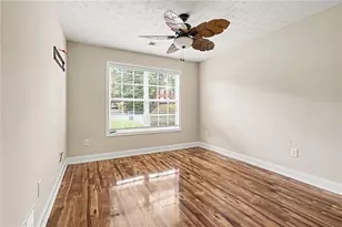 955 Pebble Bend Dr, Grayson, GA 30017 - Photo 30