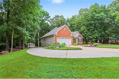 202 Academy Woods Drive, Jefferson, GA 30549 - Photo 36