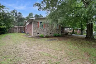 108 Roberts St, Calhoun, GA 30701 - Photo 2
