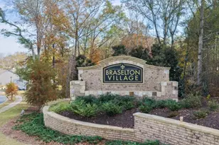 139 King Vlg, Braselton, GA 30517 - Photo 6