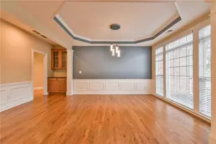 5155 Harbury Ln, Suwanee, GA 30024 - Photo 8