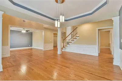 5155 Harbury Lane, Suwanee, GA 30024 - Photo 6