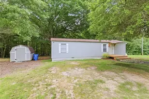 1386 Etheridge Dr, Auburn, GA 30011 - Photo 1
