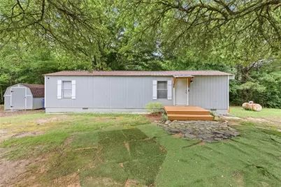 1386 Etheridge Drive, Auburn, GA 30011 - Photo 2