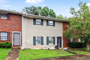 6354 Shannon Pkwy, Union City, GA 30291 - Photo 2