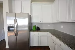 2364 Overlook Ave, Lithonia, GA 30058 - Photo 26
