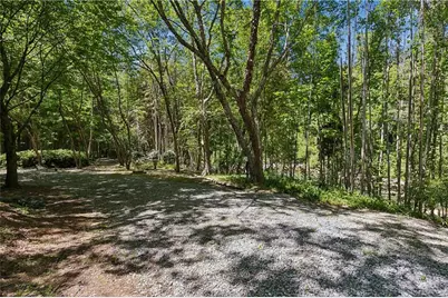 2690 Rivers Edge Drive NE, Atlanta, GA 30324 - Photo 36