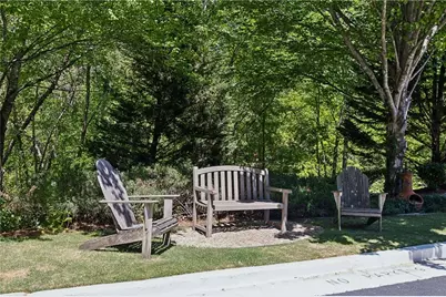 2690 Rivers Edge Drive NE, Atlanta, GA 30324 - Photo 40