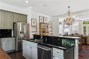 2690 Rivers Edge Dr NE, Atlanta, GA 30324 - Photo 12