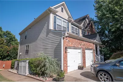 106 Woodview Court, Woodstock, GA 30188 - Photo 2