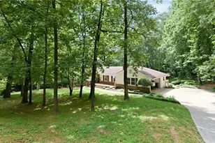 600 Pine Grove Rd, Roswell, GA 30075 - Photo 36