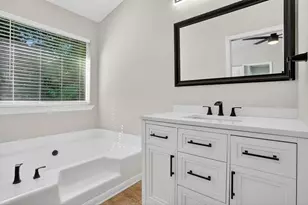 5515 Forest Downs Circle Circle, Atlanta, GA 30349 - Photo 8