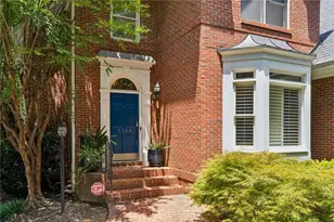 1104 Chantilly Crescent NE, Atlanta, GA 30324 - Photo 4