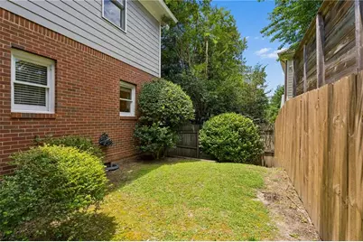 1104 Chantilly Crescent NE, Atlanta, GA 30324 - Photo 36
