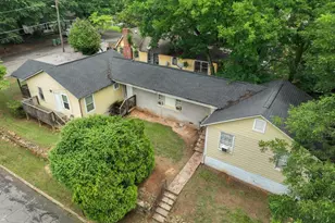 1318 Eason St NW, Atlanta, GA 30314 - Photo 4