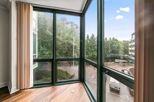 2870 Pharr Ct South NW, Atlanta, GA 30305 - Photo 12