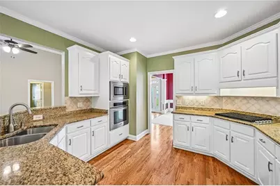3923 Springtree Lane, Hoschton, GA 30548 - Photo 20