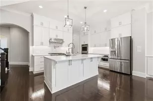 2070 Wheaton Wy, Atlanta, GA 30328 - Photo 12
