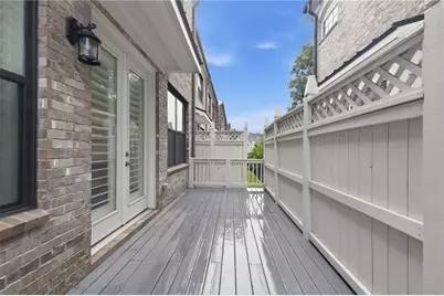 2070 Wheaton Way, Atlanta, GA 30328 - Photo 18