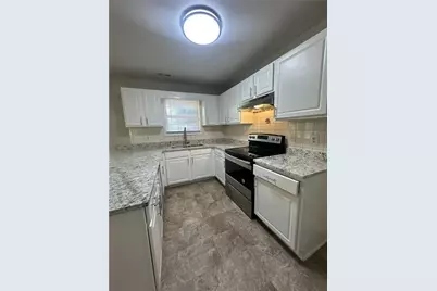 1975 Hollow Trace Way, Norcross, GA 30071 - Photo 4