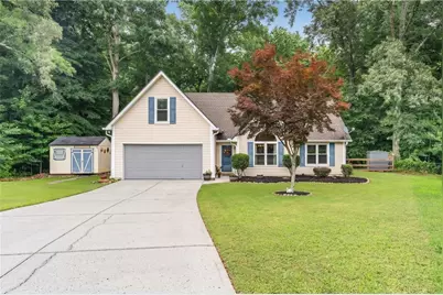 27 Otter Lane, Hoschton, GA 30548 - Photo 2