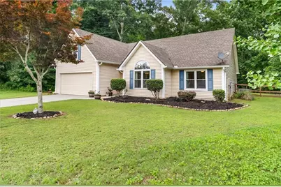 27 Otter Lane, Hoschton, GA 30548 - Photo 4