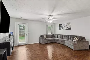413 Erin Ct, Villa Rica, GA 30180 - Photo 8