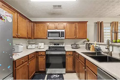 413 Erin Court, Villa Rica, GA 30180 - Photo 4