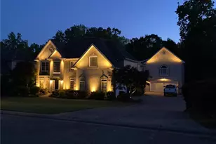 2310 Tall Timbers Ln, Marietta, GA 30066 - Photo 2