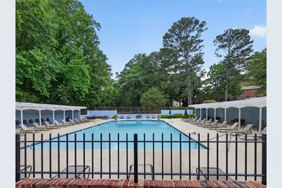 3091 Colonial Way #H4, Atlanta, GA 30341 - Photo 6