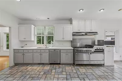 6137 White Oak Drive, Flowery Branch, GA 30542 - Photo 18