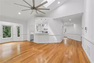 6137 White Oak Dr, Flowery Branch, GA 30542 - Photo 12