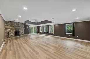 6137 White Oak Dr, Flowery Branch, GA 30542 - Photo 32