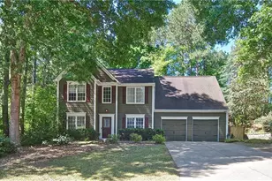 8004 Huntcliff Rd, Woodstock, GA 30189 - Photo 2